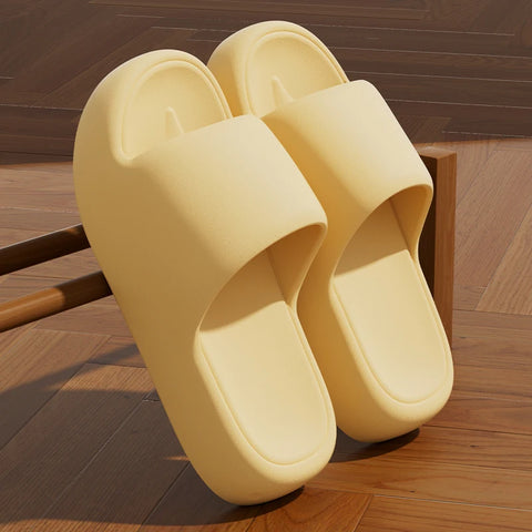 Unisex Cloud Pillow Slides – Non-Slip EVA Bath & Beach Slippers