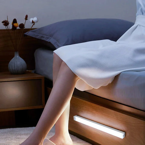Wireless Motion Sensor LED Bar Light – USB Rechargeable Cabinet Night Light