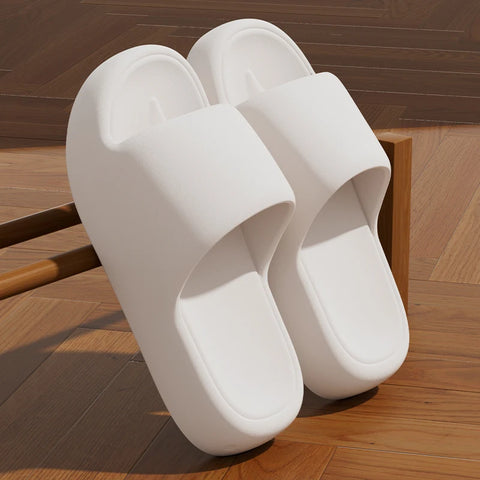 Unisex Cloud Pillow Slides – Non-Slip EVA Bath & Beach Slippers