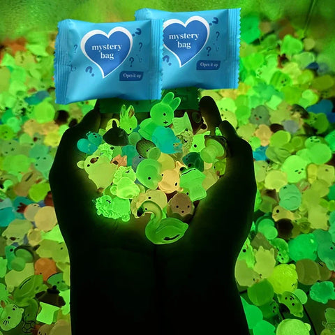Glow-in-the-Dark Mini Resin Animals – Fairy Garden Blind Bag Gift